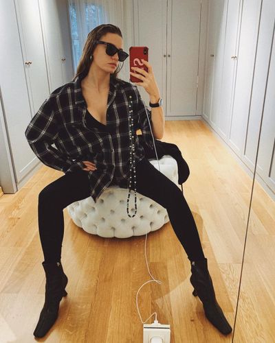 Serenay Sarıkaya seksi ifşa fotoğrafı 69294