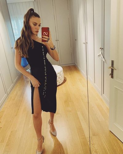 Serenay Sarıkaya seksi ifşa fotoğrafı 69278