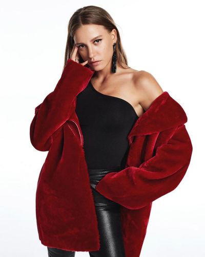 Serenay Sarıkaya seksi ifşa fotoğrafı 69274