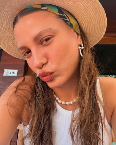 Serenay Sarıkaya seksi ifşa fotoğrafı 1309