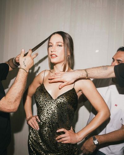Serenay Sarıkaya seksi ifşa fotoğrafı 1349