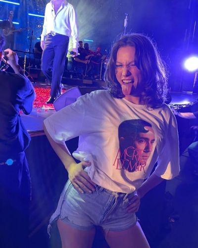 Serenay Sarıkaya seksi ifşa fotoğrafı 70178