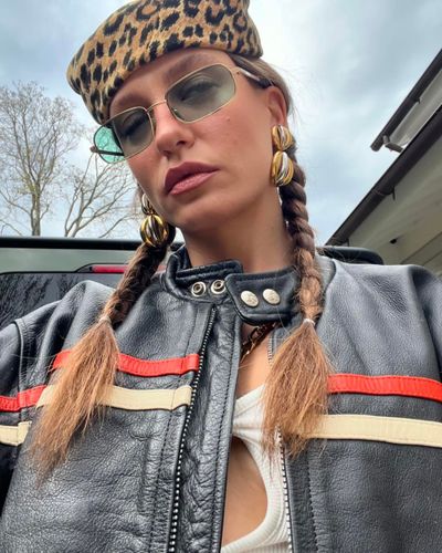 Serenay Sarıkaya seksi ifşa fotoğrafı 70161