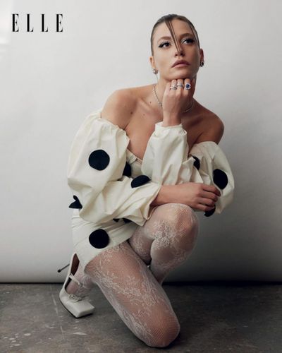 Serenay Sarıkaya seksi ifşa fotoğrafı 70130
