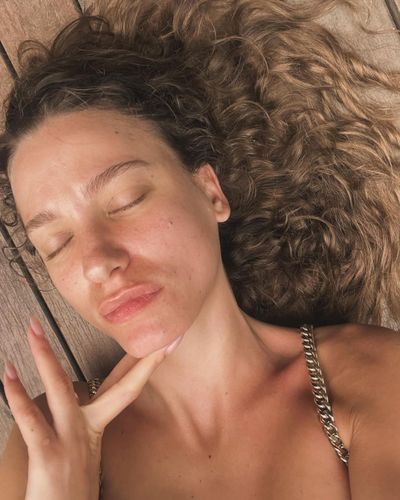 Serenay Sarıkaya seksi ifşa fotoğrafı 70116