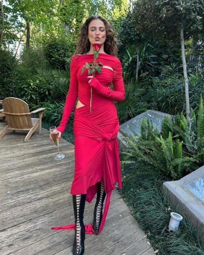 Serenay Sarıkaya seksi ifşa fotoğrafı 70090