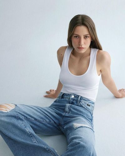 Serenay Sarıkaya seksi ifşa fotoğrafı 70034