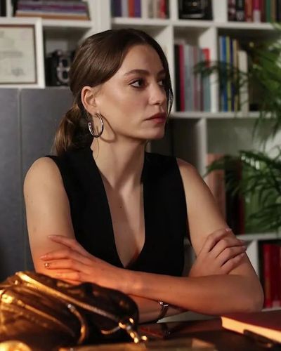 Serenay Sarıkaya seksi ifşa fotoğrafı 69989