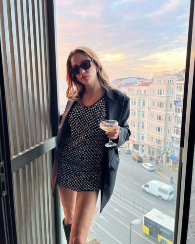 Serenay Sarıkaya seksi ifşa fotoğrafı 69966