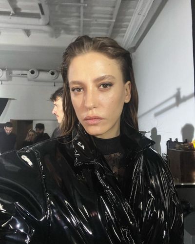 Serenay Sarıkaya seksi ifşa fotoğrafı 69953