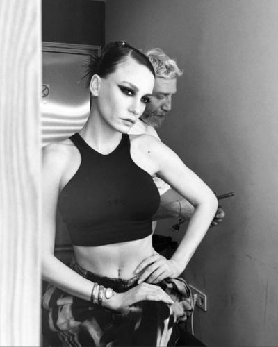 Serenay Sarıkaya seksi ifşa fotoğrafı 69942