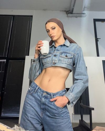Serenay Sarıkaya seksi ifşa fotoğrafı 69890