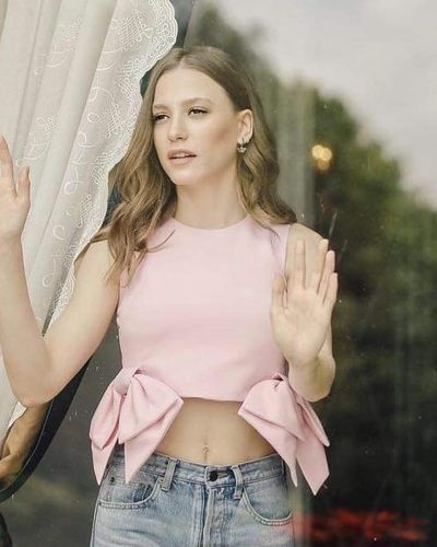 Serenay Sarıkaya seksi ifşa fotoğrafı 69883