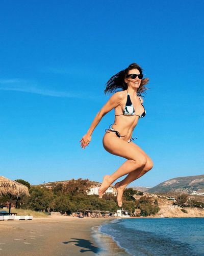 Serenay Sarıkaya seksi ifşa fotoğrafı 69857