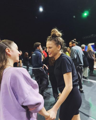 Serenay Sarıkaya seksi ifşa fotoğrafı 69835