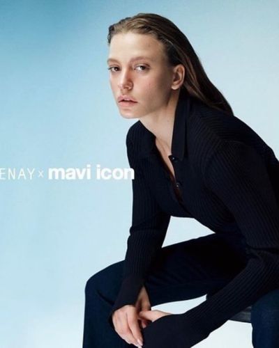 Serenay Sarıkaya seksi ifşa fotoğrafı 69740