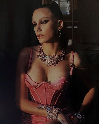 Serenay Sarıkaya seksi ifşa fotoğrafı 69719