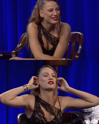 Serenay Sarıkaya seksi ifşa fotoğrafı 69701