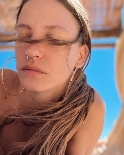 Serenay Sarıkaya seksi ifşa fotoğrafı 69670