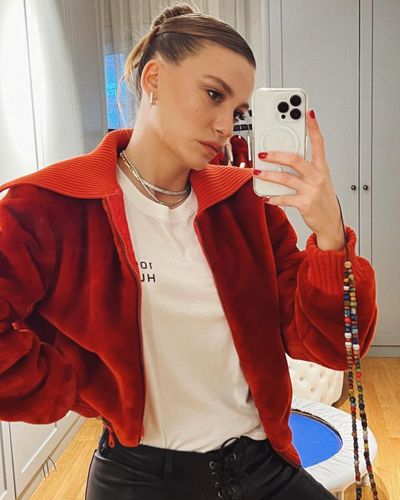 Serenay Sarıkaya seksi ifşa fotoğrafı 69658