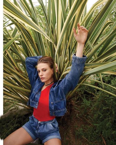 Serenay Sarıkaya seksi ifşa fotoğrafı 69641