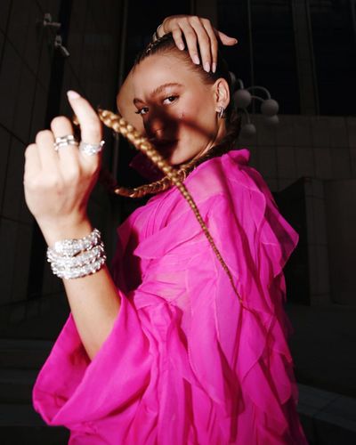Serenay Sarıkaya seksi ifşa fotoğrafı 69629