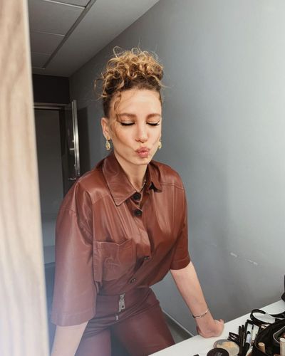 Serenay Sarıkaya seksi ifşa fotoğrafı 69620