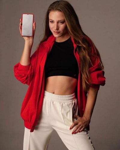 Serenay Sarıkaya seksi ifşa fotoğrafı 69580