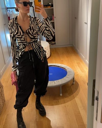 Serenay Sarıkaya seksi ifşa fotoğrafı 69551