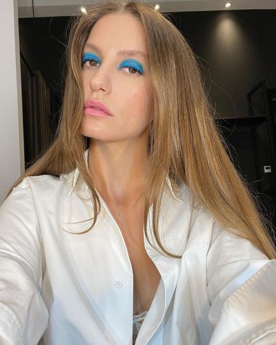Serenay Sarıkaya seksi ifşa fotoğrafı 69530