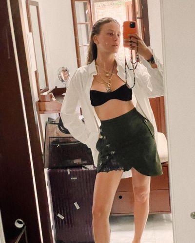 Serenay Sarıkaya seksi ifşa fotoğrafı 69477