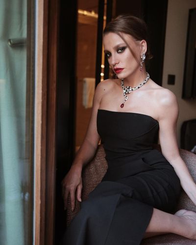 Serenay Sarıkaya seksi ifşa fotoğrafı 69440