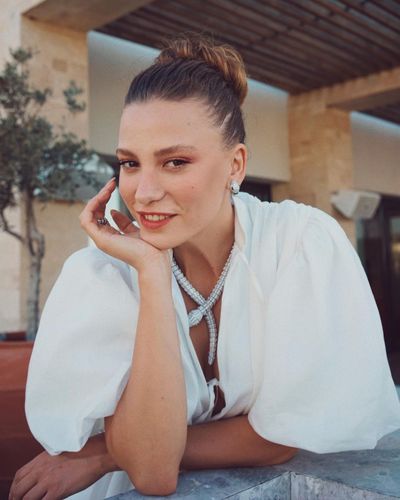 Serenay Sarıkaya seksi ifşa fotoğrafı 69438