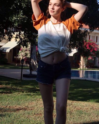 Serra Arıtürk seksi ifşa fotoğrafı 130