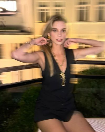 Serra Pirinç seksi ifşa fotoğrafı 163