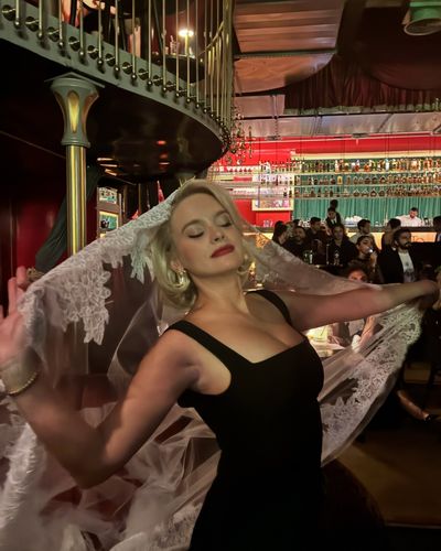 Serra Pirinç seksi ifşa fotoğrafı 34