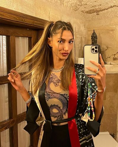 Şevval Şahin seksi ifşa fotoğrafı 399