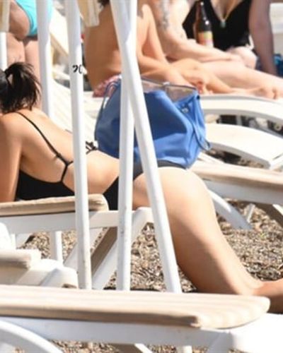 Şevval Sam seksi ifşa fotoğrafı 199