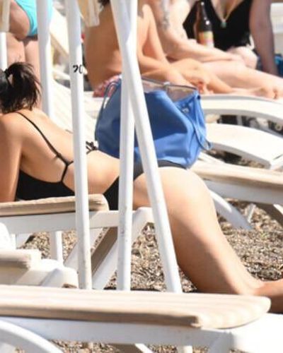 Şevval Sam seksi ifşa fotoğrafı 220