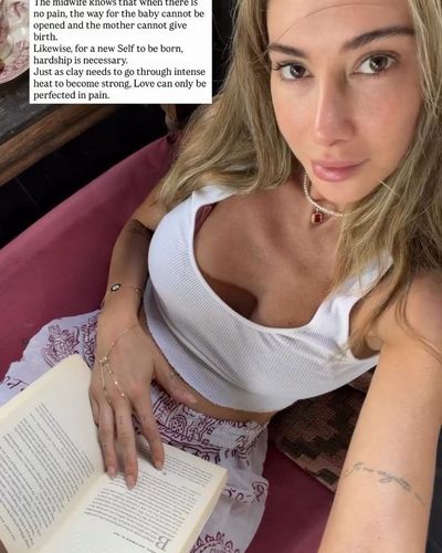 Şeyma Subaşı seksi ifşa fotoğrafı 1060