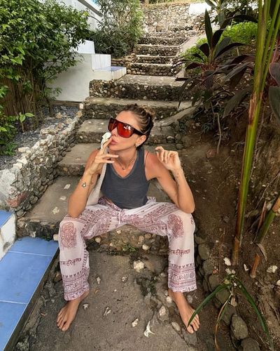Şeyma Subaşı seksi ifşa fotoğrafı 1100