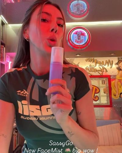 Şeyma Subaşı seksi ifşa fotoğrafı 1136