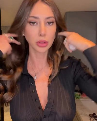 Şeyma Subaşı seksi ifşa fotoğrafı 1254