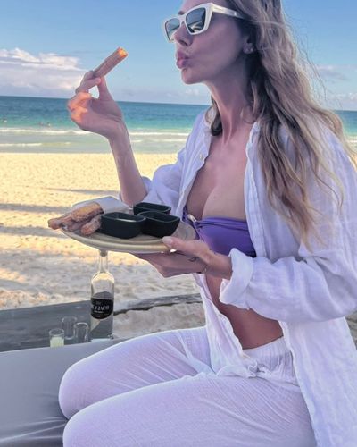 Şeyma Subaşı seksi ifşa fotoğrafı 20577