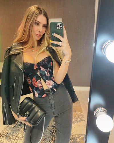 Şeyma Subaşı seksi ifşa fotoğrafı 16424