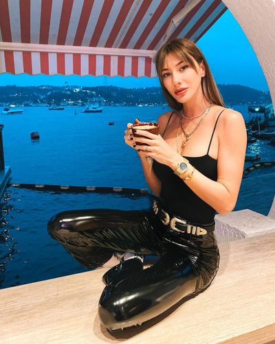 Şeyma Subaşı seksi ifşa fotoğrafı 861