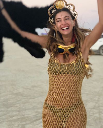 Şeyma Subaşı seksi ifşa fotoğrafı 947