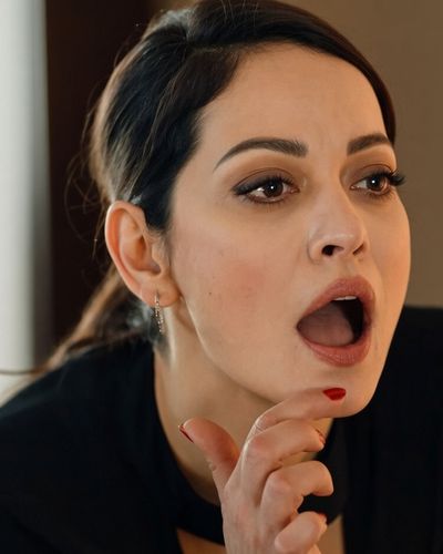 Sezin Akbaşoğulları seksi ifşa fotoğrafı 12