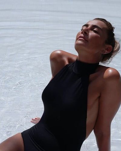 Sıla Gençoğlu seksi ifşa fotoğrafı 164