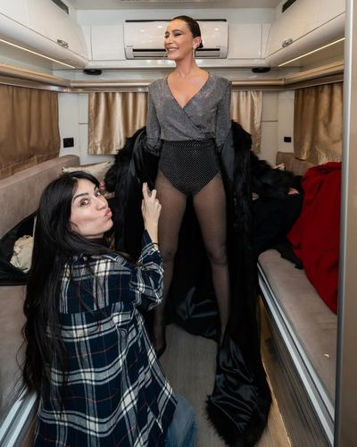 Sıla Gençoğlu seksi ifşa fotoğrafı 185
